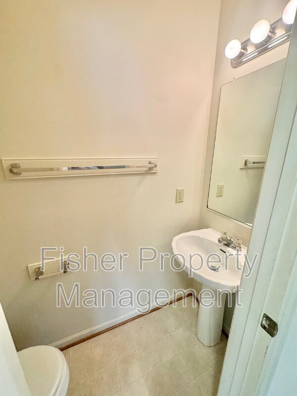 Building Photo - 16736 Amherst Oak Ln