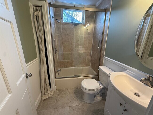 Building Photo - 57 Preston St