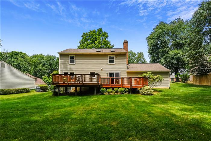 Back of 2154 Silentree Drive Vienna, VA 22182 - 2154 Silentree Dr