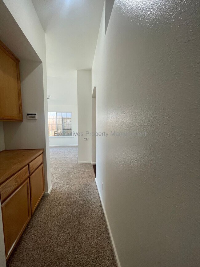 Building Photo - 1449 Quiet Ct
