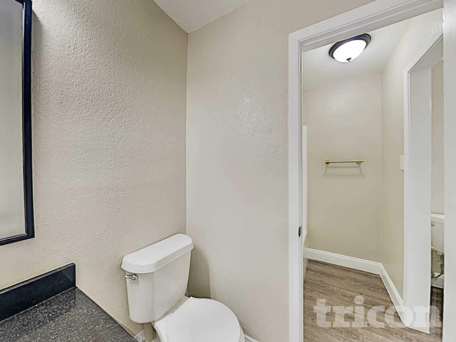 Building Photo - 837 Pine Mountain Dr