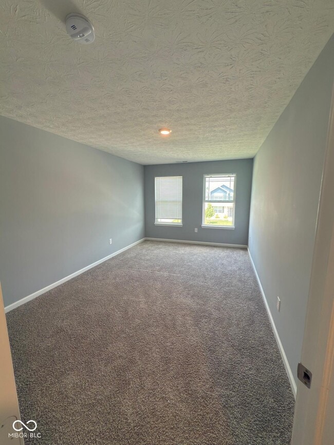 Building Photo - 151 Dyson Dr