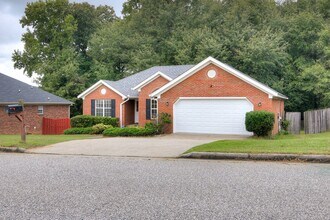 Building Photo - 3 Bedroom Ranch Grovetown