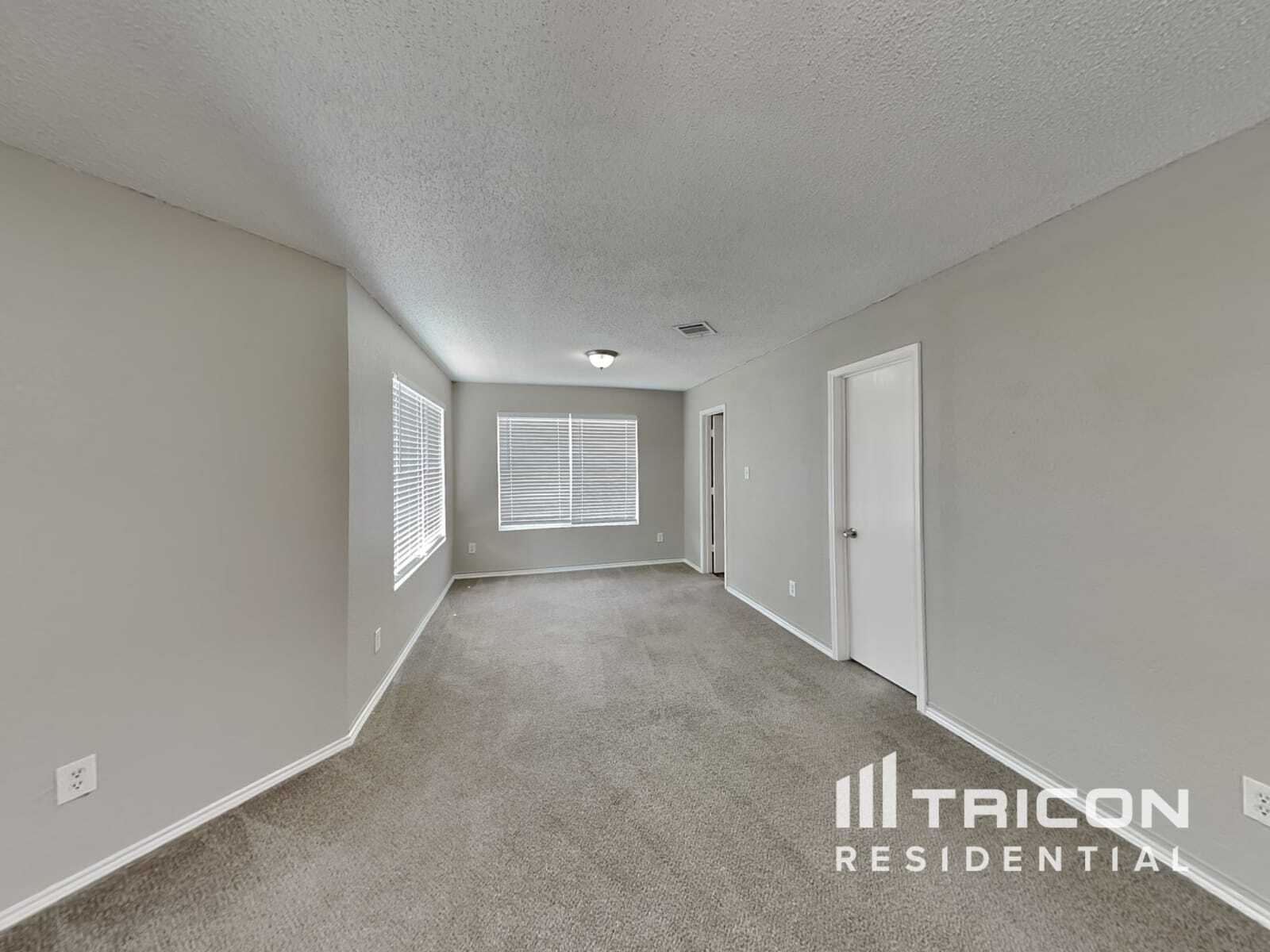 Building Photo - 208 Vivian Dr