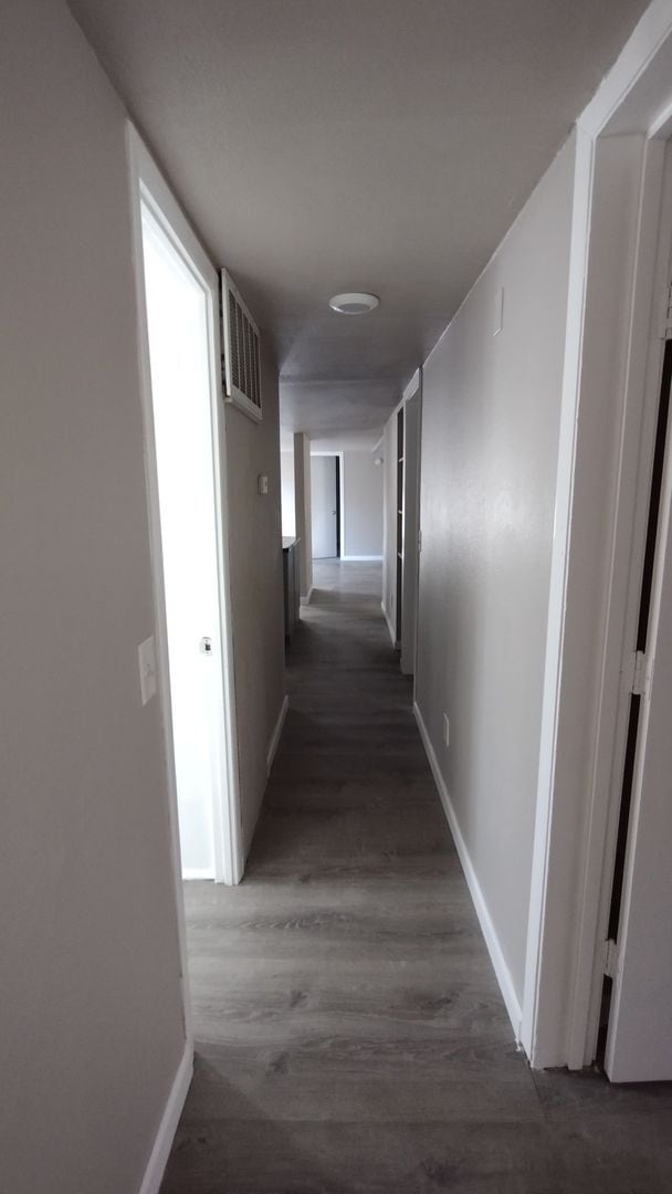 Building Photo - Large 4 Bedroom 2 Bath Home in Granbury - Indian Harbor