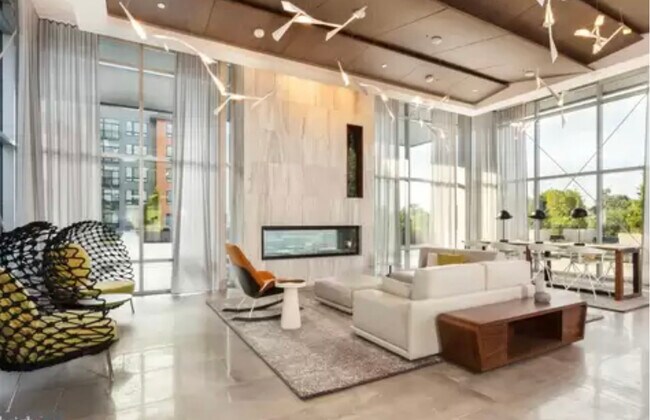 Building Photo - 145 Riverhaven Dr