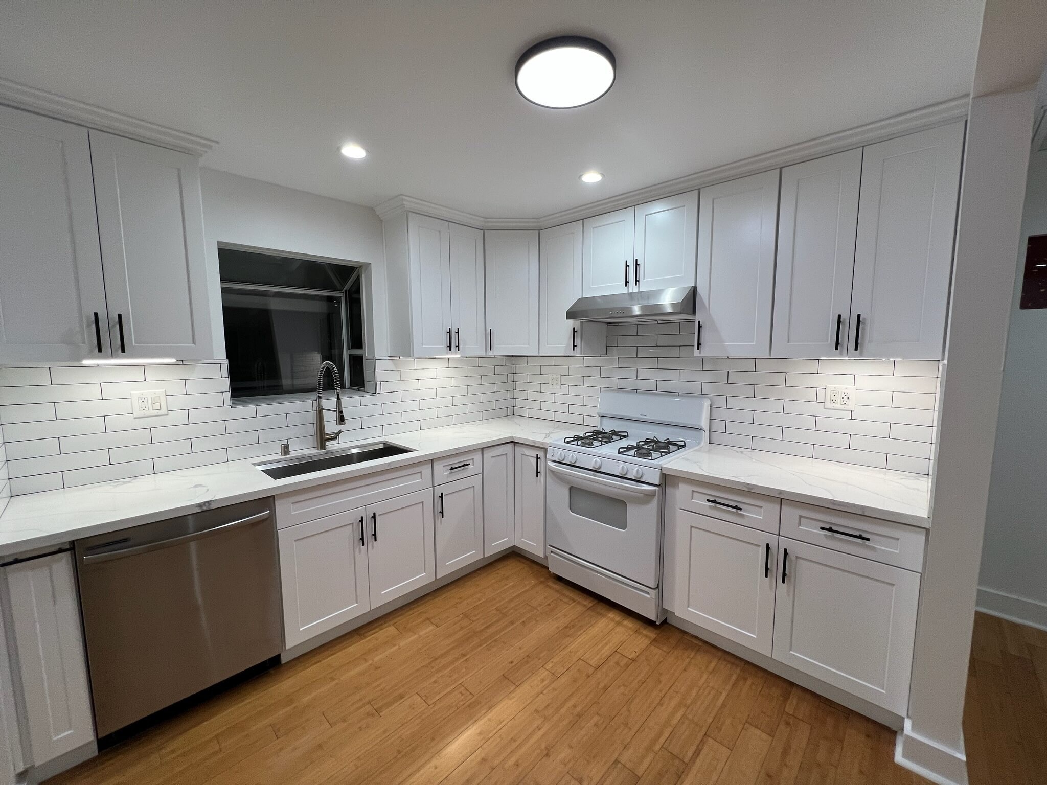 NEW KITCHEN - 1804 W Madison Ave
