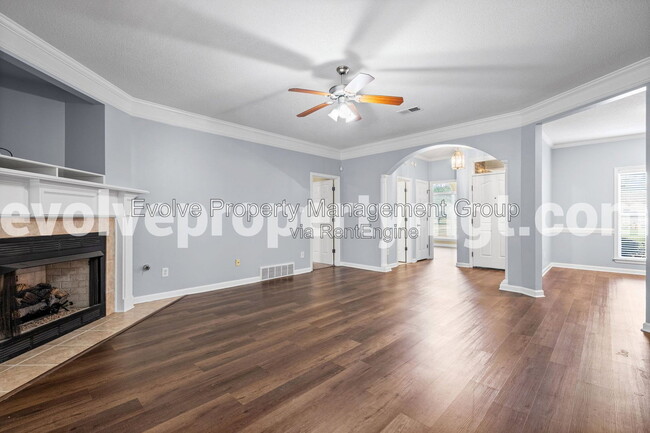 Building Photo - 6606 Baudette Cove