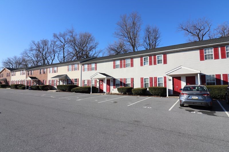 Building Photo - 40 Oriole Dr