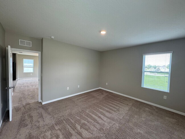 Building Photo - Beautiful 4 BR / 2 BA Home in Winter Haven!