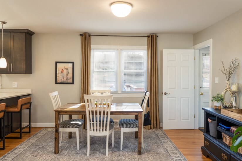 Dining Room - 621 Broadview Dr