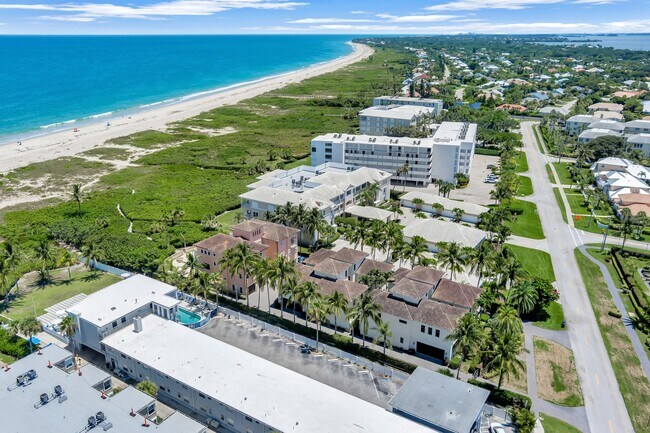 Building Photo - 1510 Ocean Dr