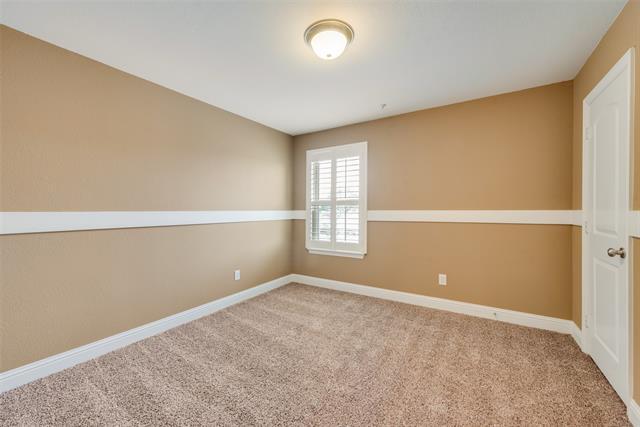 Building Photo - 2629 Chambers Dr