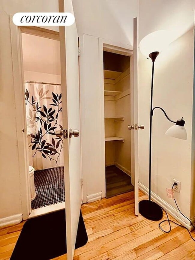 Building Photo - 2790 Broadway