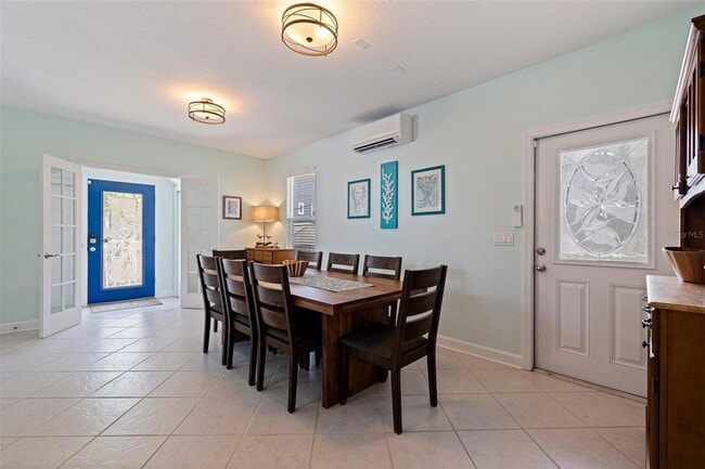 Building Photo - 106 7th Ave