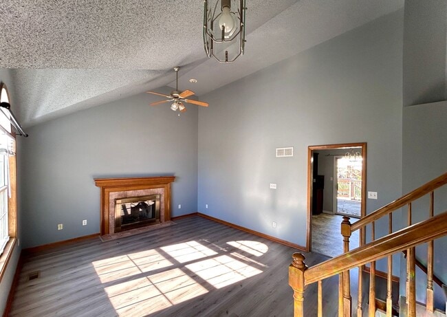 Building Photo - 3bd/2bath Home North of the River!!