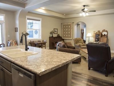 Building Photo - Beautiful Home in Avimor!