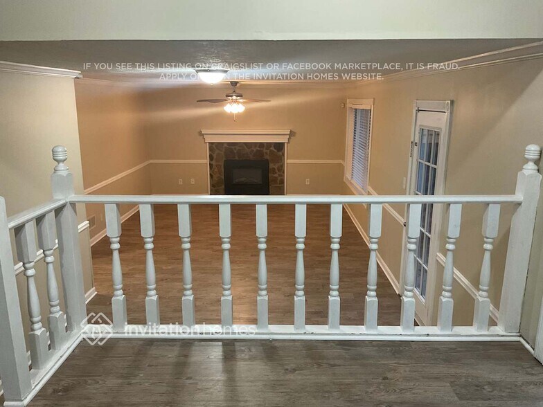 Building Photo - 155 Barrington Dr E