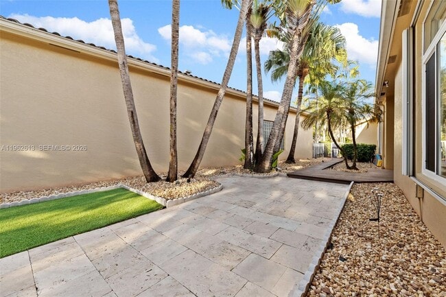 Building Photo - 2497 Bay Isle Dr