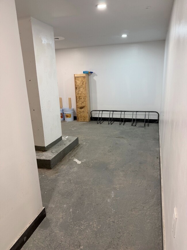 Building Photo - 3641 Johnson Ave