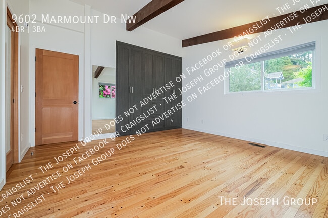 Building Photo - 9602 Marmount Dr NW