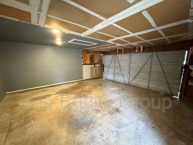 Building Photo - 1642 N Goddard St