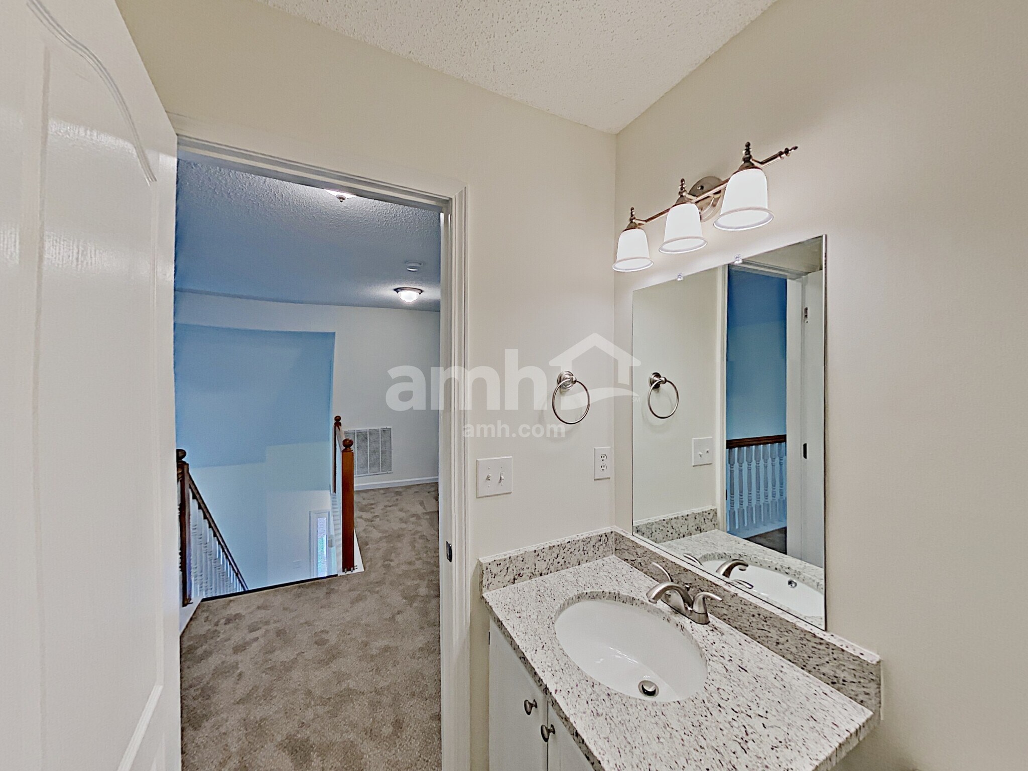 Building Photo - 1086 Berkley Dr SE