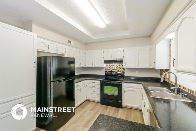 Building Photo - 19305 E 31st Terrace Dr S