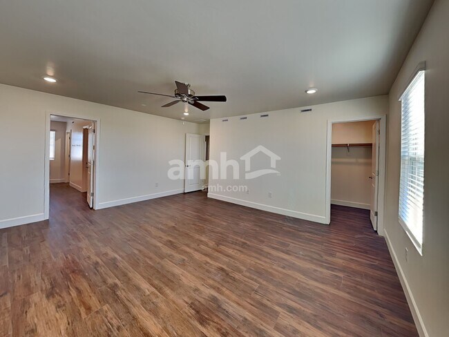 Building Photo - 7456 S Via Bombachas