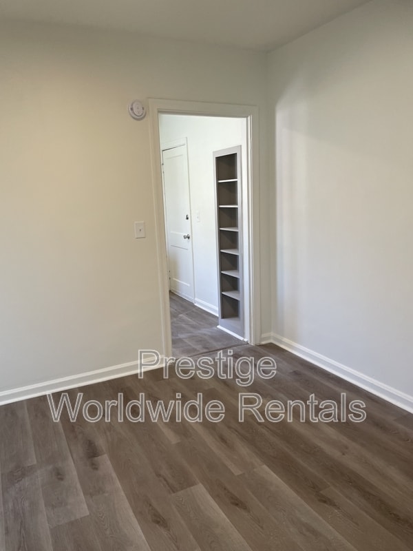 Building Photo - 2416 Heard St