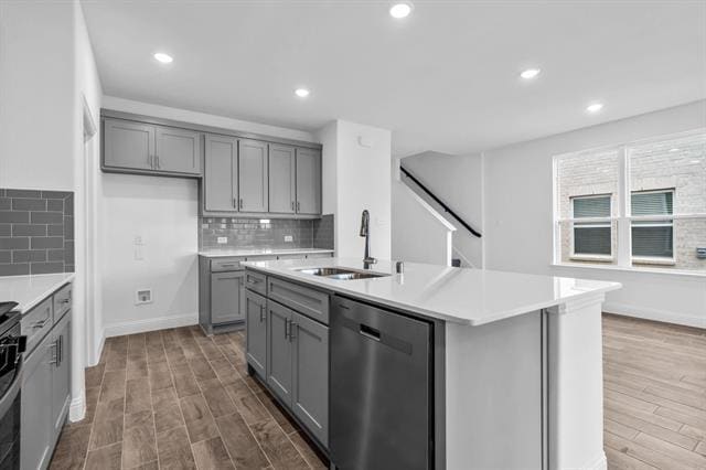 Building Photo - 801 Amenduni Ln