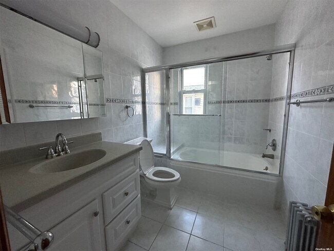 Building Photo - 89-22 133rd St