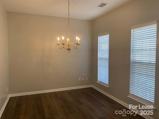 Building Photo - 175 Devon Forrest Dr