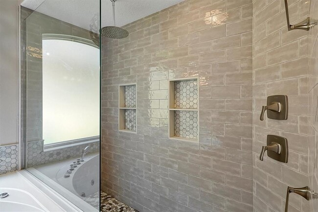 Building Photo - 231 Lakay Pl