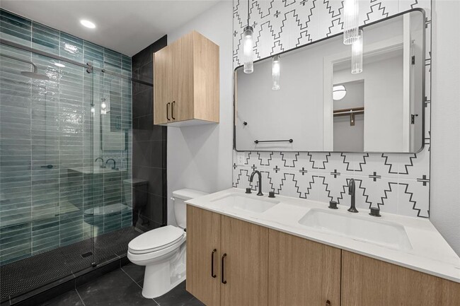 Building Photo - 630 Central Pkwy