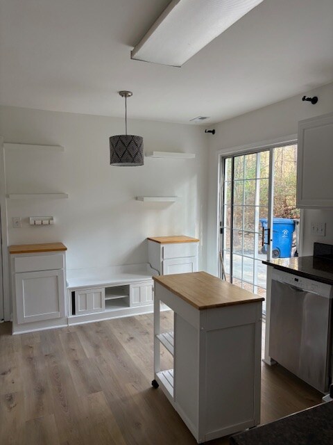 Building Photo - 8 Kilbreth Ave