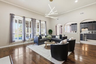 Building Photo - 4843 Golfside Dr