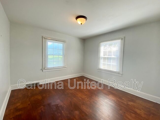 Building Photo - 3901 Plyler Mill Rd