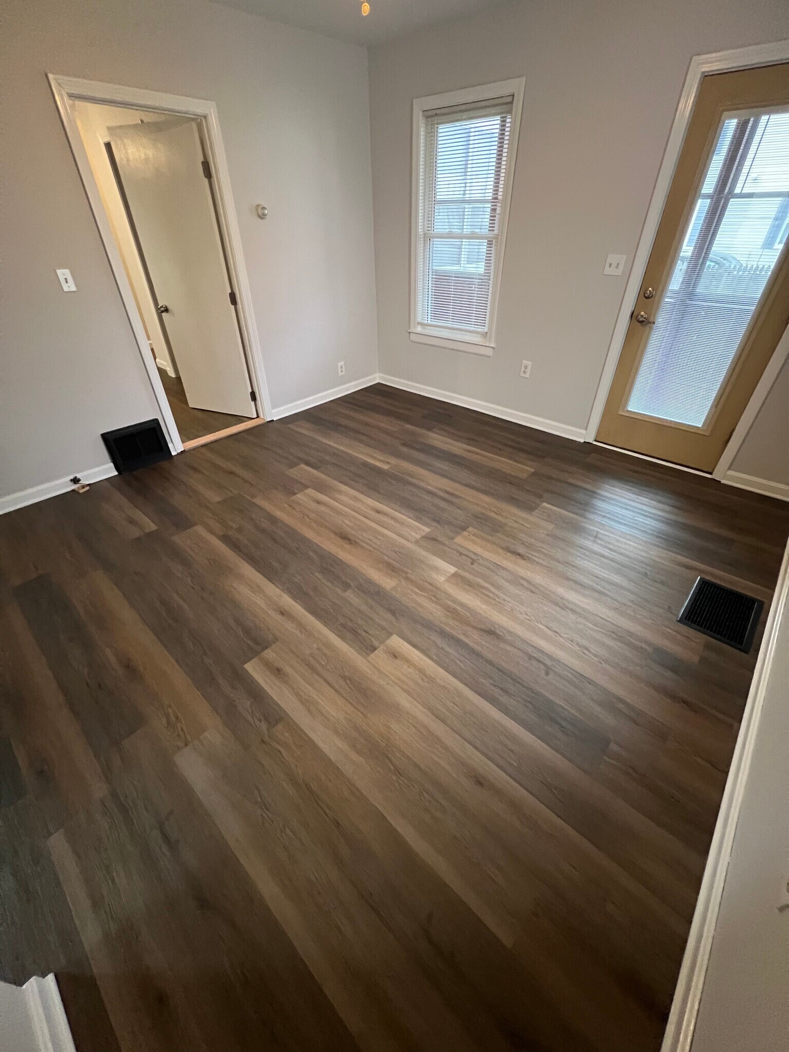 Building Photo - 45 Middle St