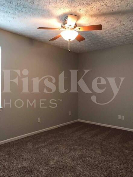 Building Photo - 1580 Winding Creek Trail