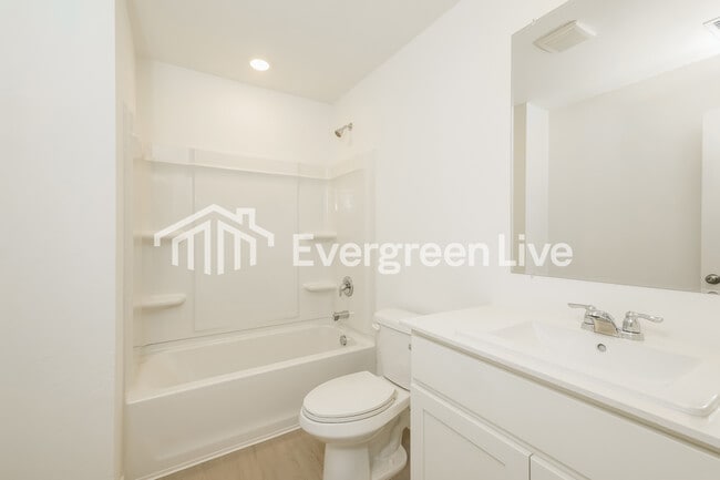 Building Photo - 12528 Huntington Rdg Wy