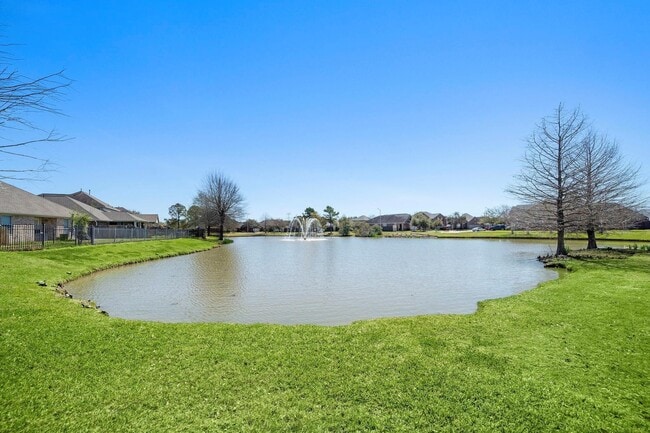 Building Photo - 22526 Belmont Cove Ln