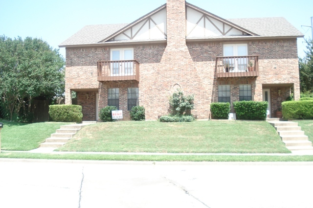 Building Photo - 2714 Shady Grove Dr