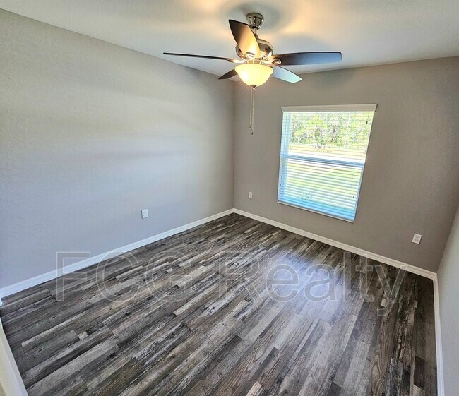 Building Photo - 6312 SW 134th Loop