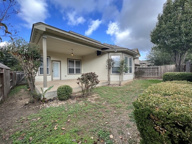 Building Photo - 25030 Buttermilk Ln