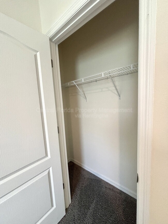 Building Photo - 5513 Hayloft Dr