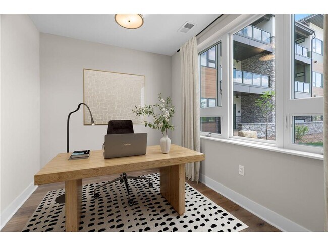 Building Photo - 1 Hill Farm Rd