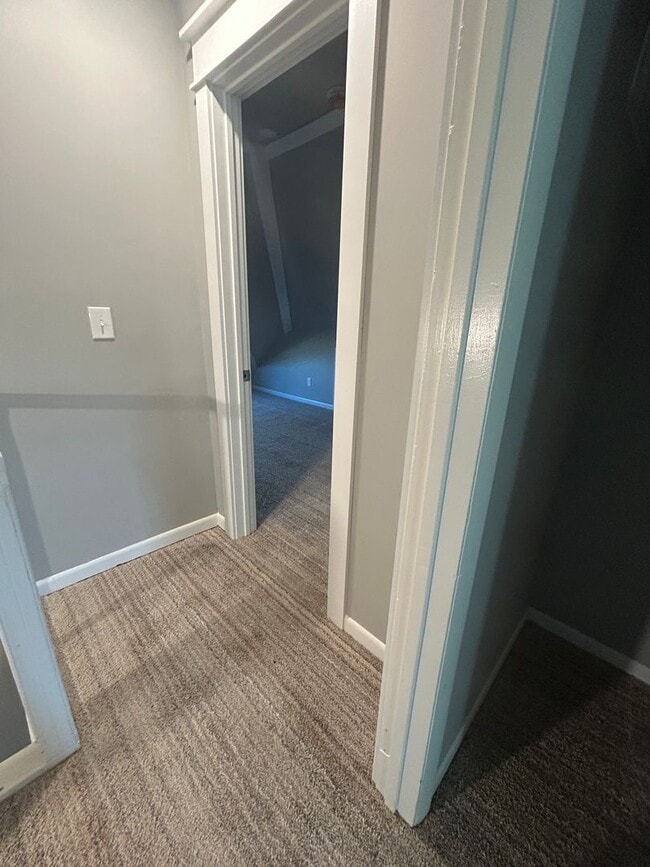 Building Photo - 839 Locust St