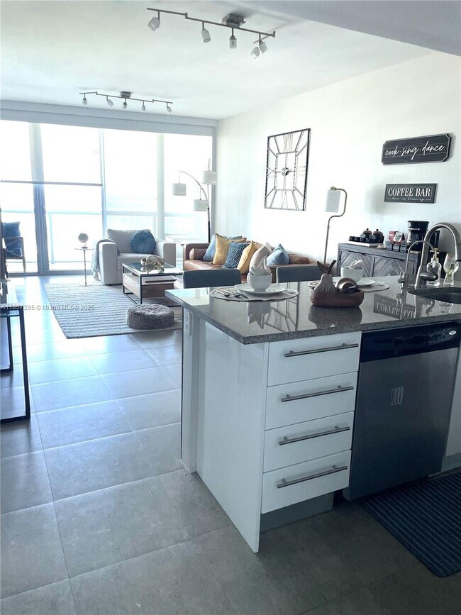 Building Photo - 888 Biscayne Blvd