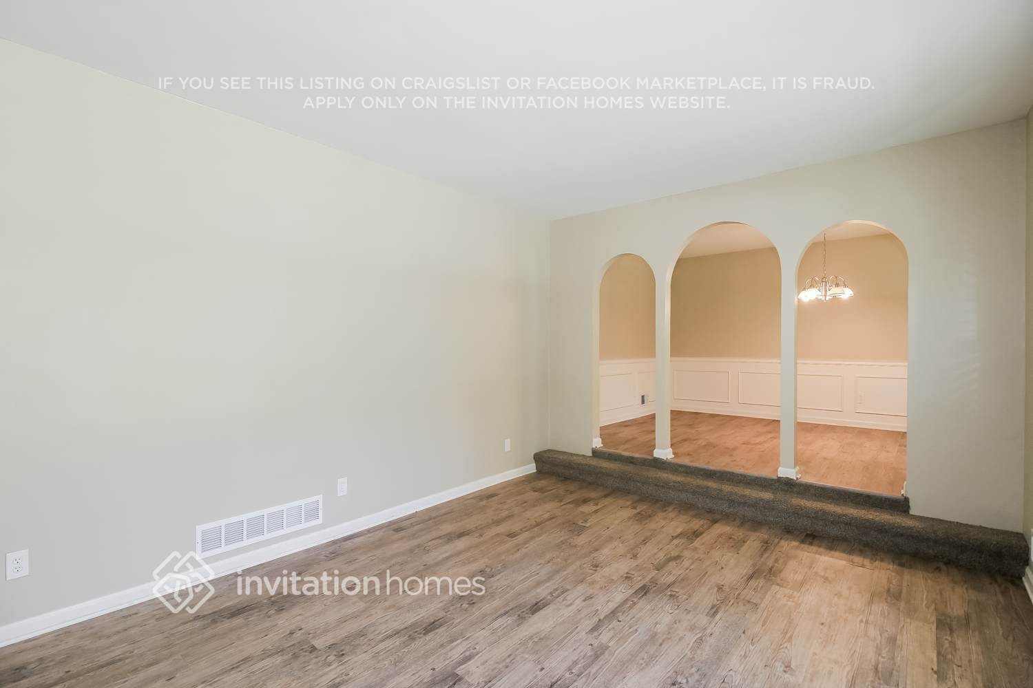 Building Photo - 3327 Salem E Dr SE